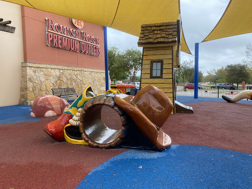 Round Rock Premium Outlet Food Court Gallery - United States