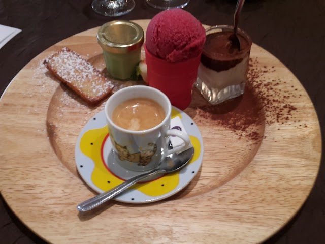 Le Strobile