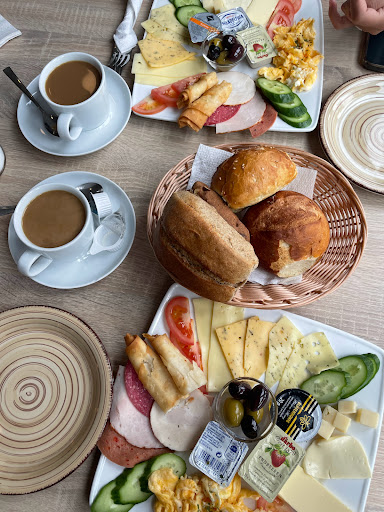 Station Café & Bistro - Thumbnail