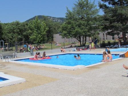 Photo de Piscine Municipale de Saint-Julien-Chapteuil à Laussonne (43150)