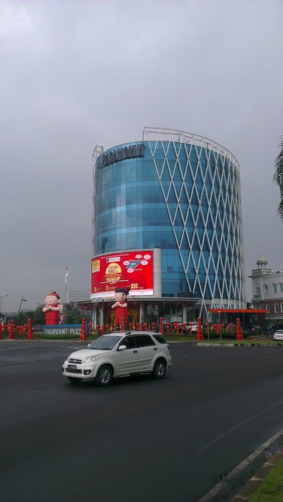 Photos of Paramount Land