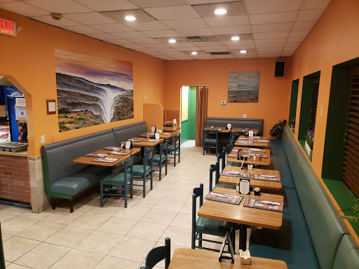 Dalia's - Visual
