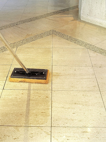 stonecare - vitrificação e polimento de marmores e granitos localiza-se em R. do Triângulo Vermelho 28B, 1170-375 Lisboa