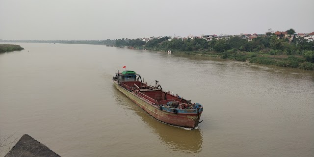 Cầu Long Biên