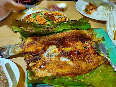 Nurul ikan bakar