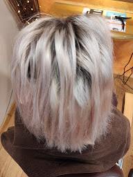 Photo n°5 de Caramel Coiffure à Miré (Salon de coiffure)