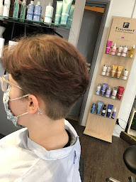 Photo n°11 de COIFF'EMOI à Saint-Vincent-de-Tyrosse (Salon de coiffure)