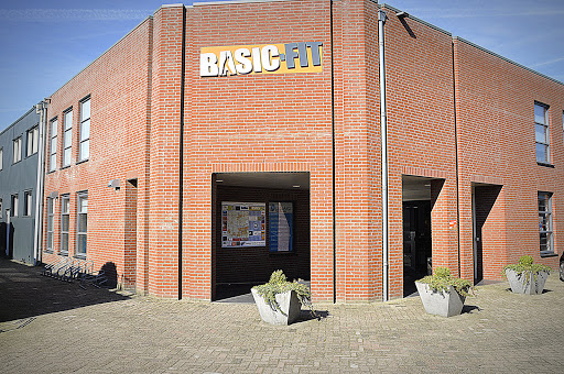 Basic-Fit Fitness First Waalwijk Zein - Thumbnail