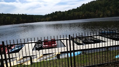 Robbers Cave Nature Center & Gift Shop