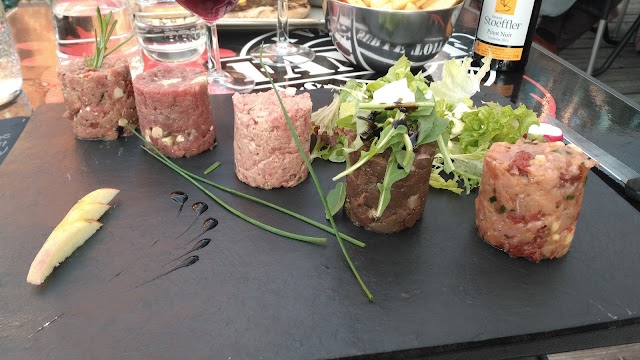 La Vache sur le Toit, Restaurant
