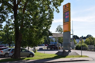 Photos of Alexela Rakvere station