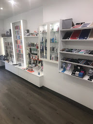 Photo n°24 de ACCESS PHONE à Boulogne-Billancourt (Service de réparation de matériel électrique)