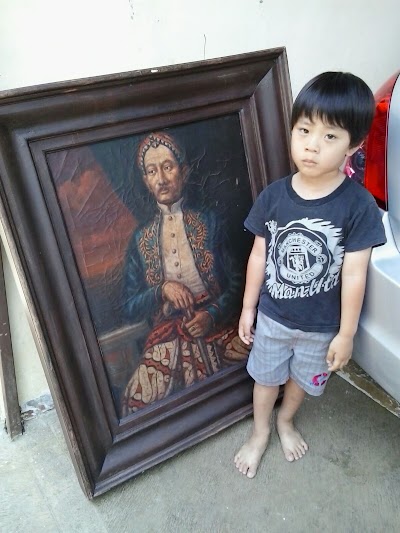 Photos of Nivana Antique & Art