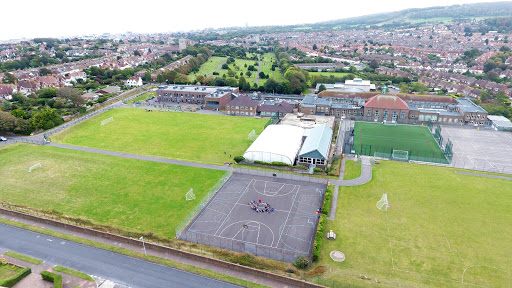 Cavendish School - Visual