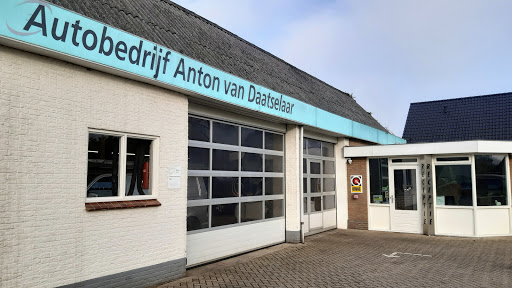 Autobedrijf Van Daatselaar Nijkerkerveen - Netherlands