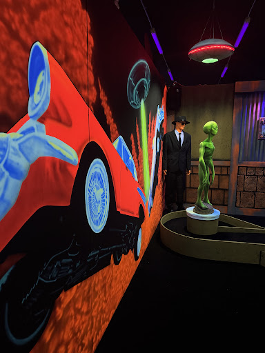 Mothman Blacklight Mini-Golf Gallery - United States
