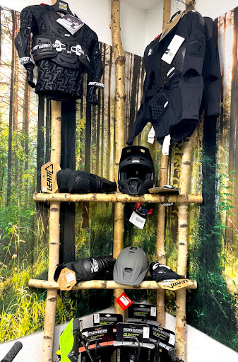 bikebar - #intothewild - Mountainbikes, Gravelbikes, Custombikes, Dämpferklinik Bonn, Werkstatt, Radcafé - Thumbnail