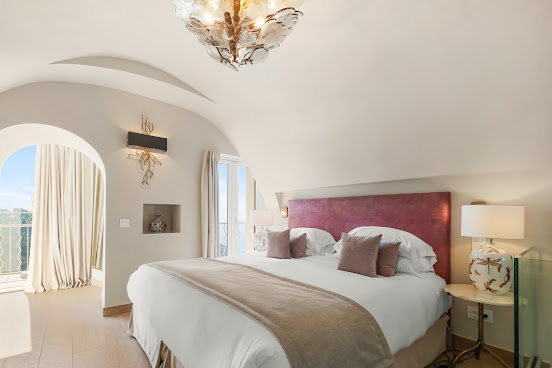 Hôtel Château de La Chèvre d’Or by null