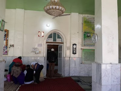 Photos of مقام بيت نبي الله ايوب ومرقد زوجته رحمة عليهم السلام