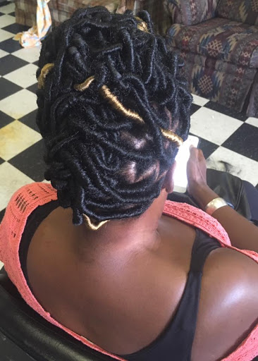 Beautiful African Hair Braiding Salon - Thumbnail