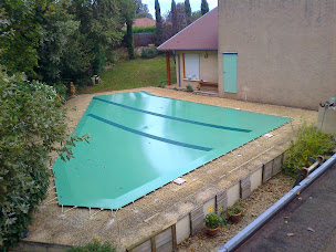 Photo n°7 de STORES ET DECO à Villefranche-de-Rouergue (Agence de location de matériel)