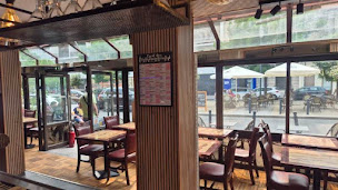Photo n°40 de L'escale YR à Saint-Denis (Restaurant)