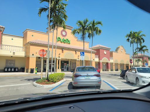 Weston Lakes Plaza - Thumbnail