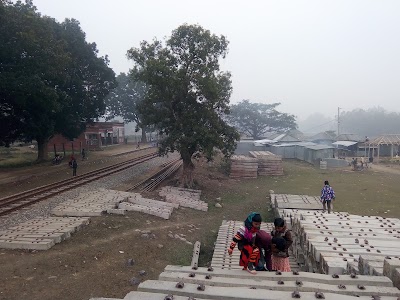 Photos of Nayaniburuz Railway Station