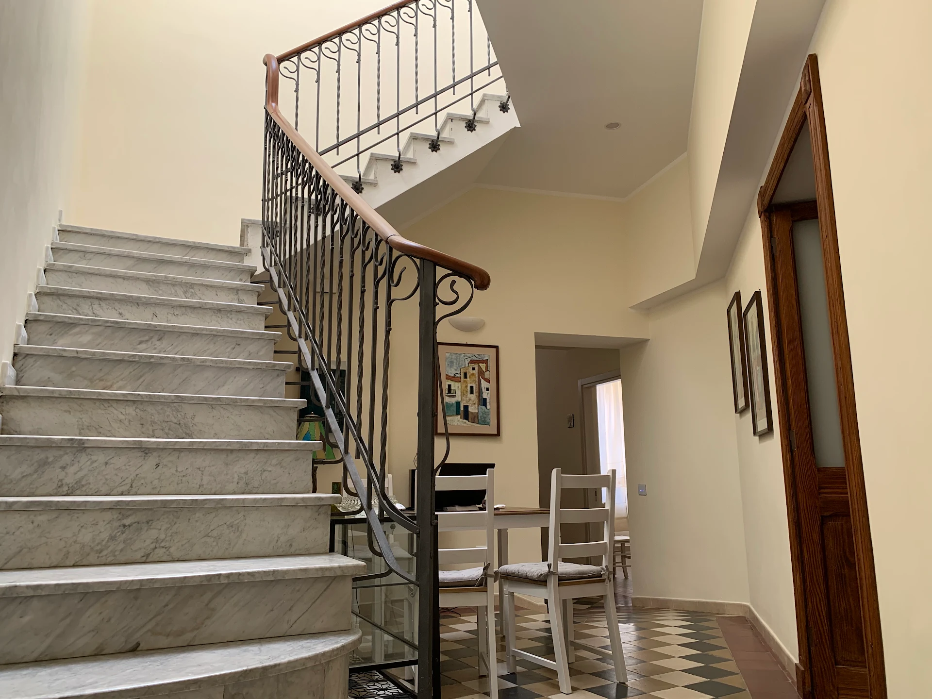 Domo Achenza Guesthouse