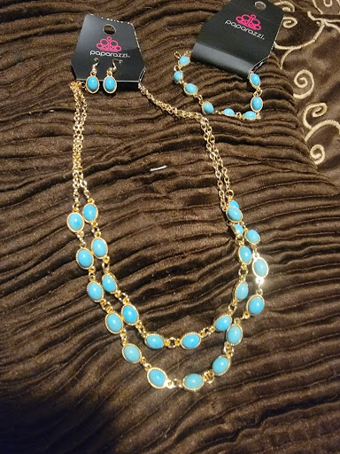 Mandi and Mimis Jewelry Corner - Thumbnail