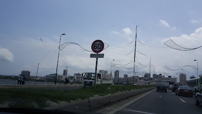 Photos of Pont De GAULLE, Biafra Treichville, Rue 29 Garden