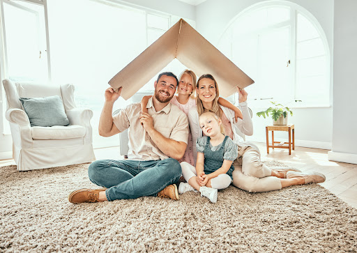 Finques24 Inmobiliaria