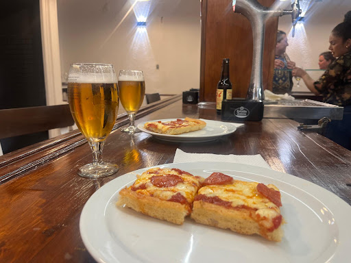 Al Taglio Pizzeria Restaurante
