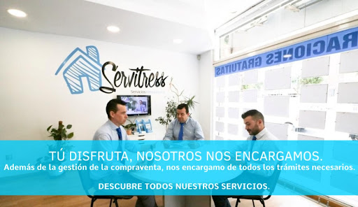 Servitress - Visual