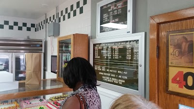 Photos of Long's Bakery