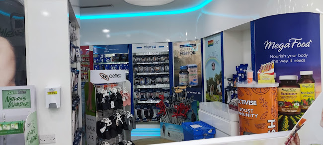 Ratings and feedback for Aster Pharmacy - Healthcare Hypermarket, opp. Aster Hospital Mankhool