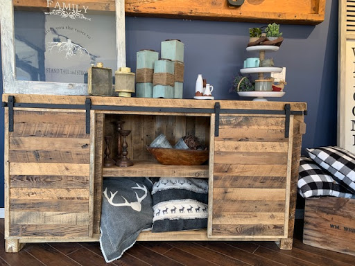 Country Ridge Home Decor & Furnishings - Thumbnail