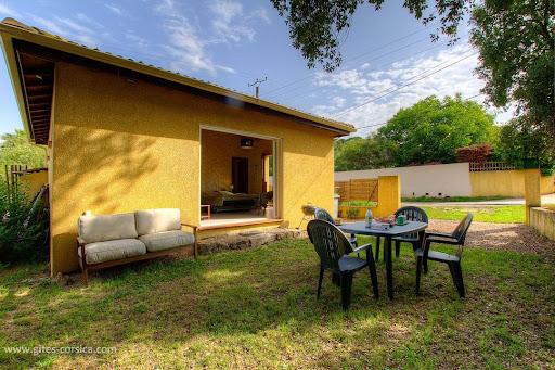 Photo de A Casa Ghjalla location gîte rural familial de vacances avec piscine proche plage PORTICCIO AJACCIO à Cauro (20117)