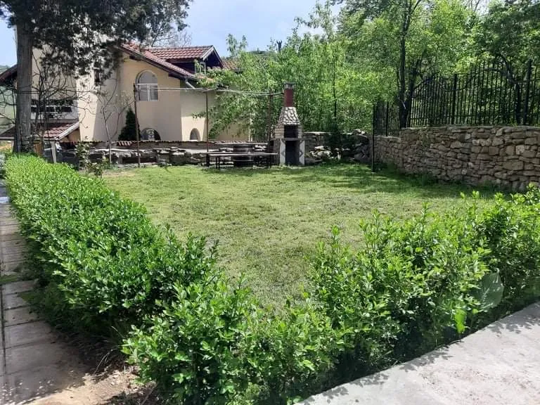 Tsarevets apartment-Veliko Tarnovo. Vintage luxury