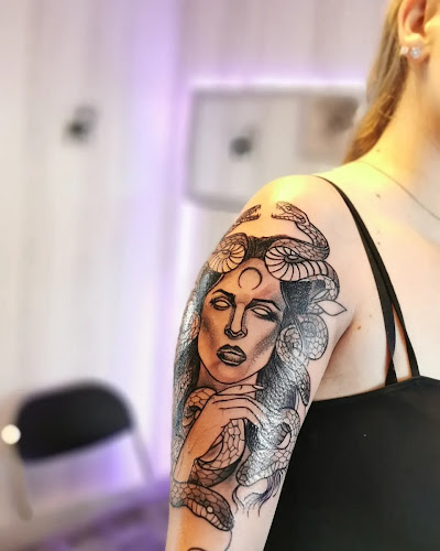 ALEXANDERS TATTOO GARN