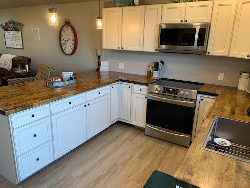 Avatar for HomeWorX West, LLC