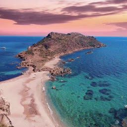 Photo n°11 de SHOWROOM IMMOBILIER DE SAINT-TROPEZ siége social à Gassin (Agence immobilière industrielle)