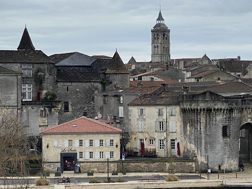 Photo de Falck Couverture à Cherves-de-Cognac (16370)