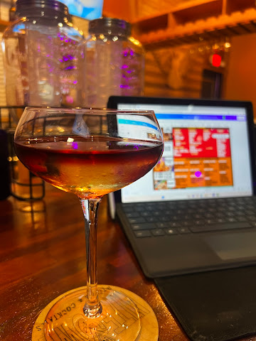 NiteOwl Kitchen and Cocktails by null