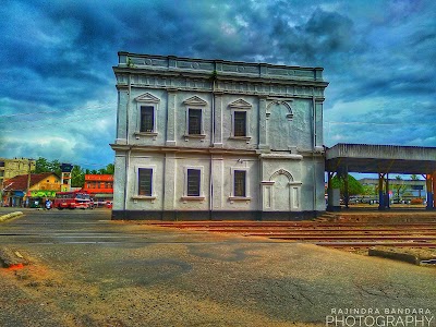 Photos of Polgahawela Railway Station