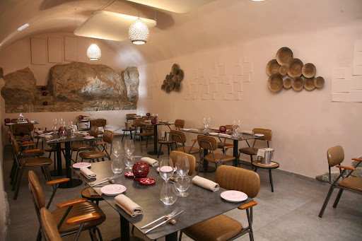 A_Grillo Restaurant & Wine