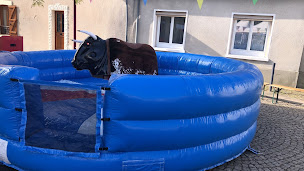 Photo n°4 de Anim' Fiesta Evènementiel à Champagné (Location de tentes et chapiteaux)