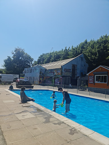 Saunders Park & Basketball Courts - Thumbnail