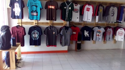 Photos of Lanky Wear Banjarsari