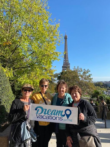 Melissa Affeld & Michael Nicholson Dream Vacations BLTvacations.com - Thumbnail